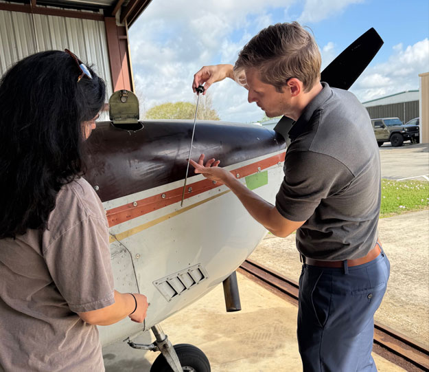 Discovery Flight Preflight Walk-Through